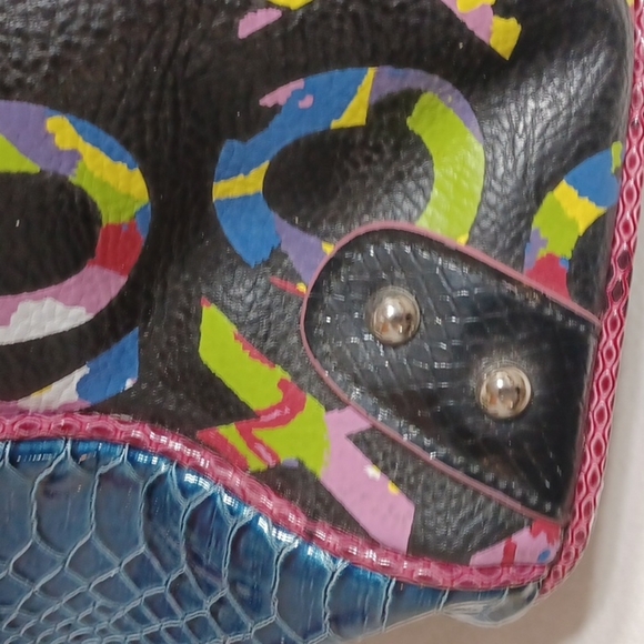 XOXO handbag - Picture 8 of 14